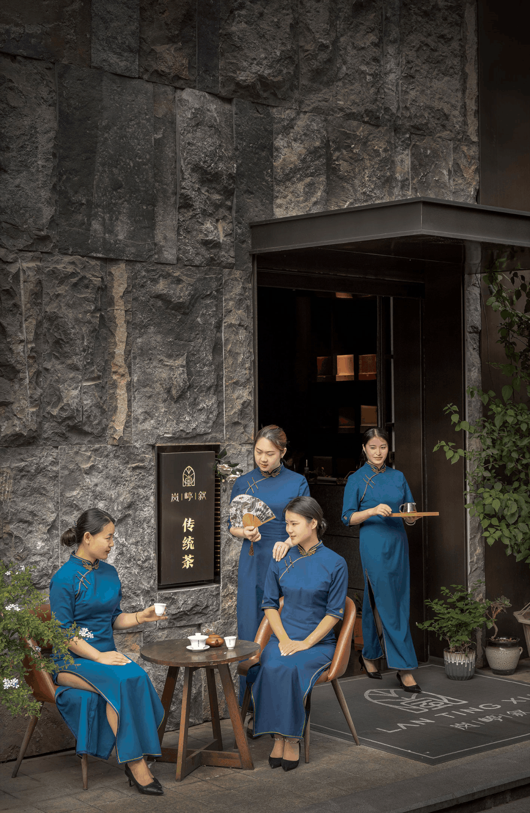 風(fēng)尚女性聚會(huì)空間圖鑒——高尚會(huì)所 嵐嵉敘插圖1 風(fēng)尚女性聚會(huì)空間圖鑒——高尚會(huì)所 嵐嵉敘插圖1