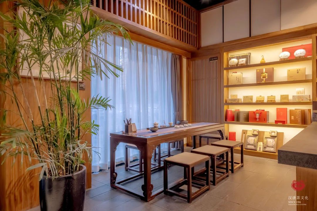 茶品牌體驗(yàn)空間巡禮第二輯 | 鄰里茶莊陳升號插圖9 茶品牌體驗(yàn)空間巡禮第二輯 | 鄰里茶莊陳升號插圖9